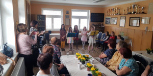 Vystoupení pro Klub důchodců v Komárově - 1651675964_zpíváme, recitujeme důchodcům (9).jpg